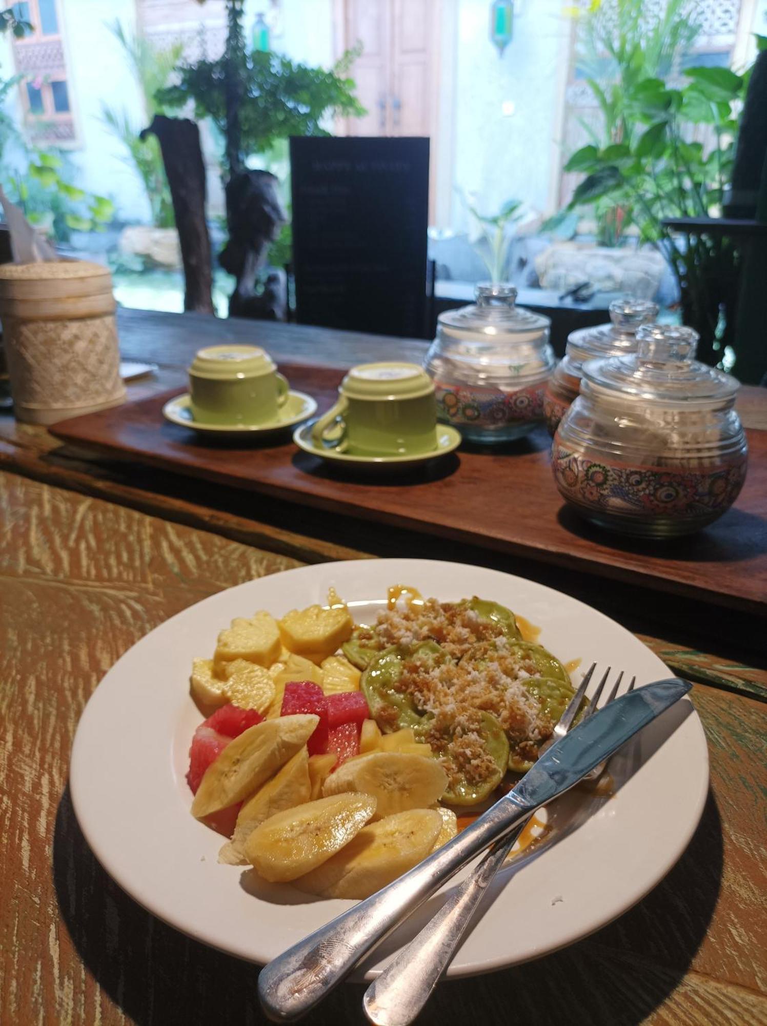 Vin Vin Vandrehjem Ubud Eksteriør billede